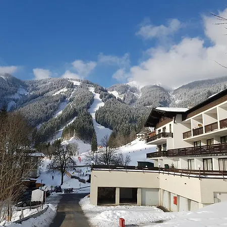Διαμέρισμα Holiday - Ski-in Ski-out By All In One *